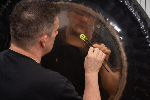 Sound recipe: combine eGong friction mallet with different mallets